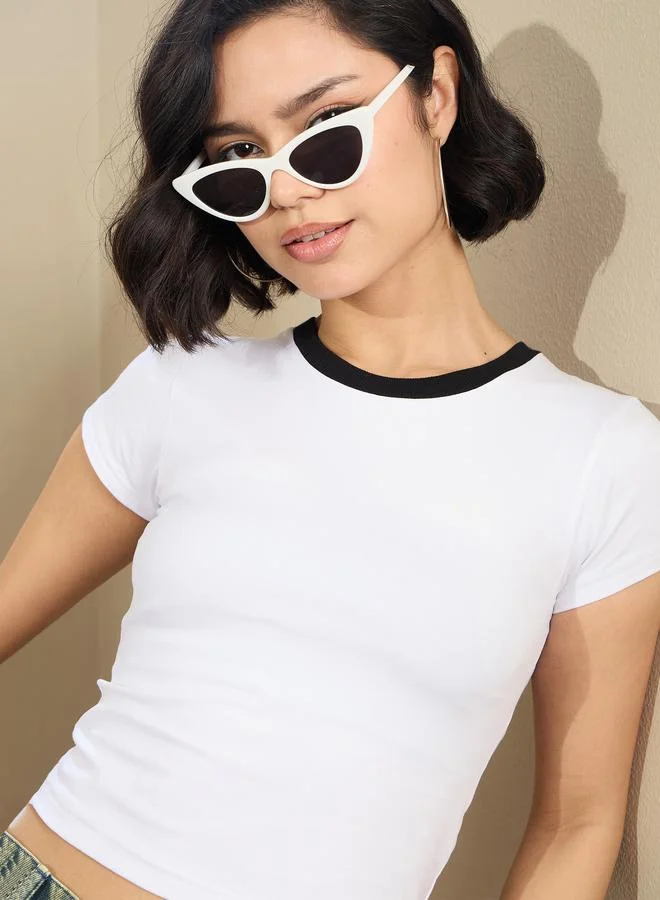 SASSAFRAS Women White Contrast Round Neck Fitted Crop T-Shirt